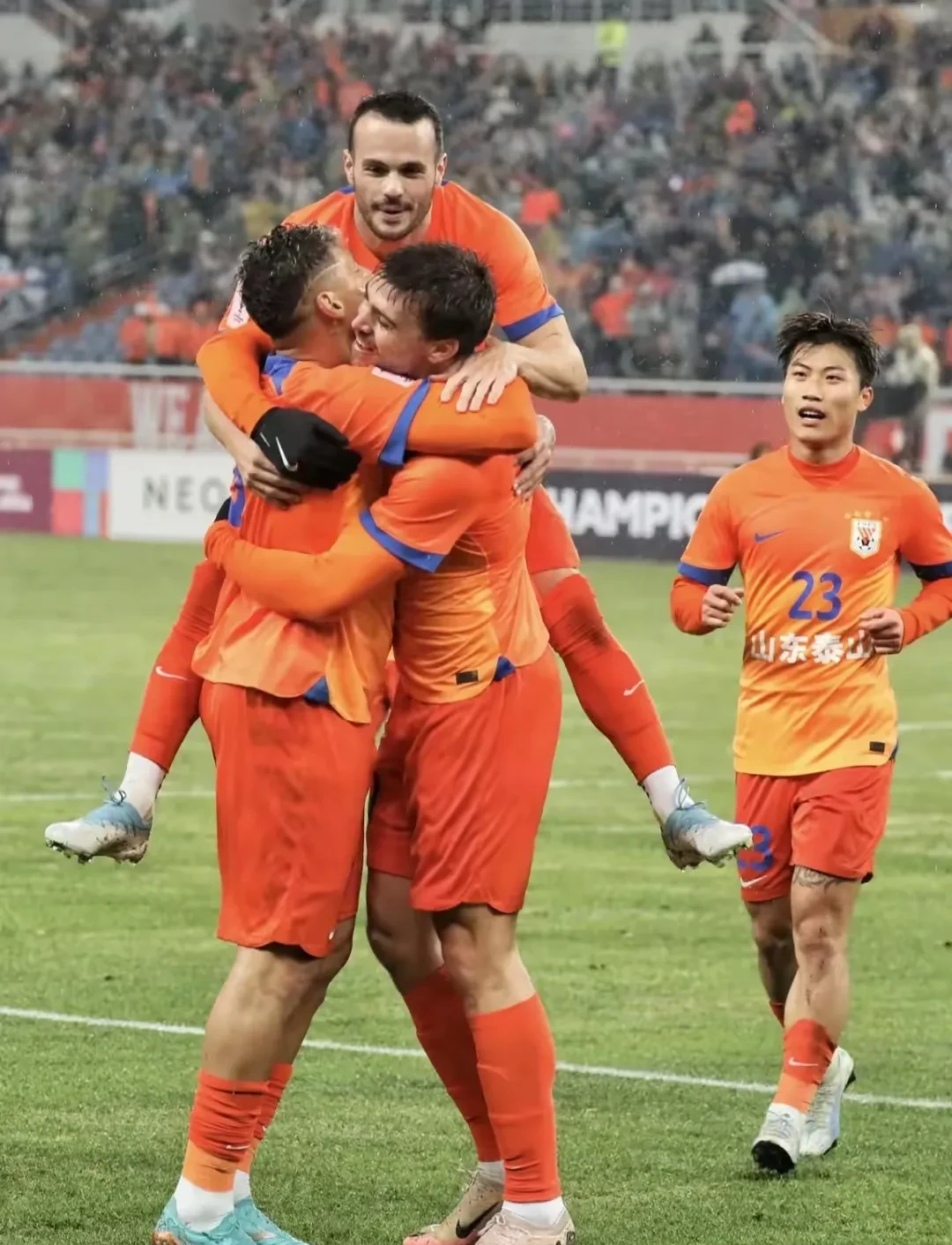 九游-包含转折点山东泰山强势反弹,亚冠今夜攻防权衡,管理层满意,阵容厚度经受考验的词条-九游